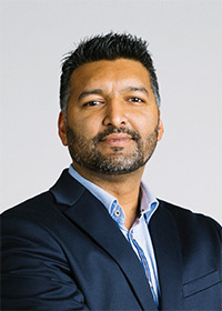 photo of Edward Santoe
